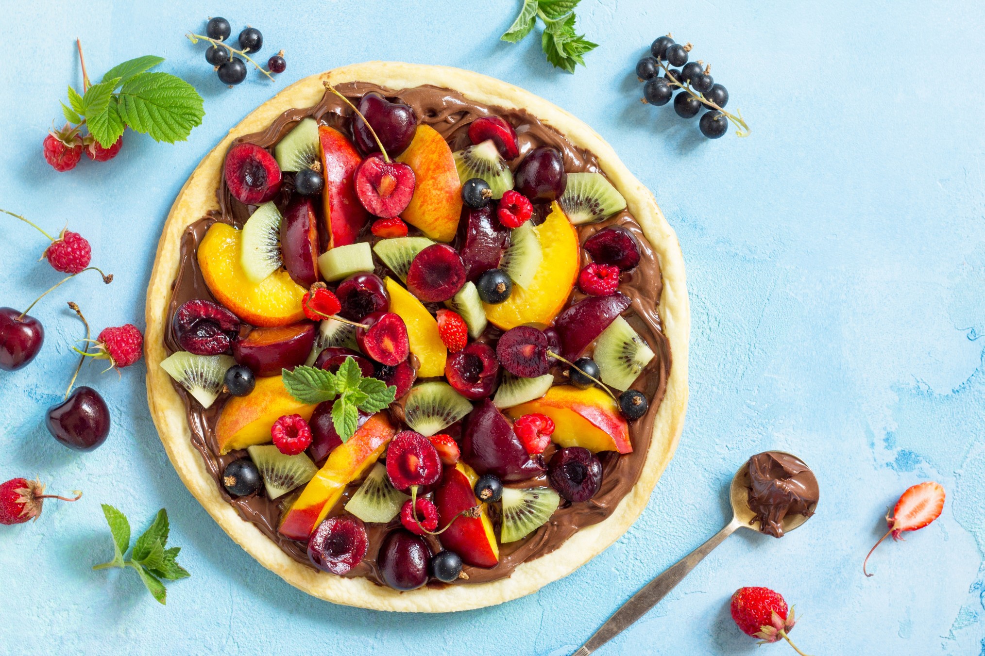 You are currently viewing Fruit Pizza: A Delicious Summertime Treat