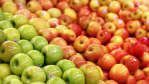 Read more about the article Apples: Fun Facts