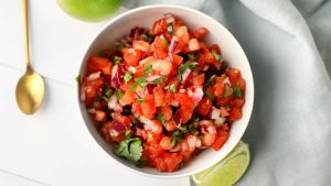 Read more about the article Make Fresh Garden Salsa in Minutes!
